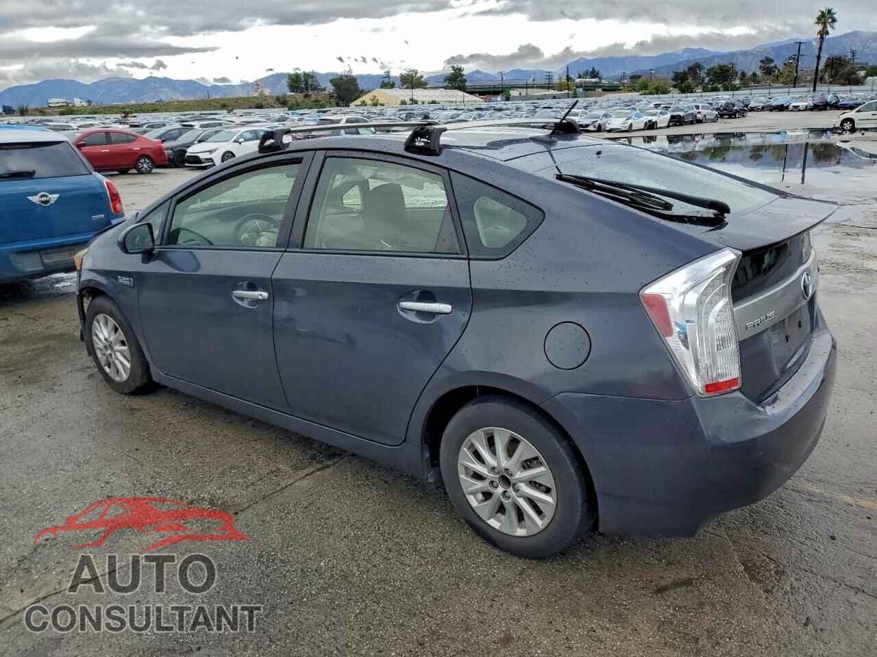 TOYOTA PRIUS 2015 - JTDKN3DP2F3074319
