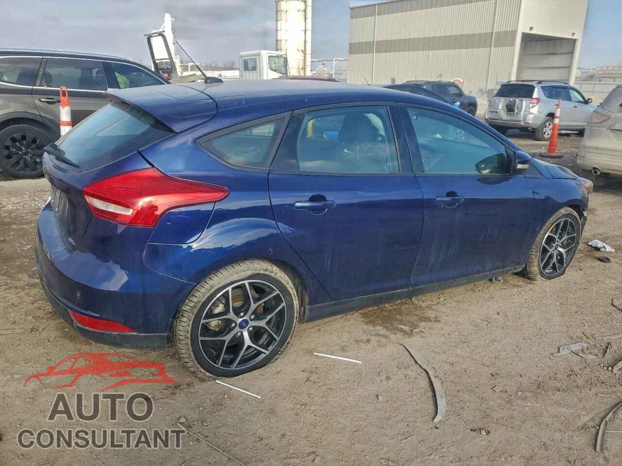 FORD FOCUS 2017 - 1FADP3M26HL342773