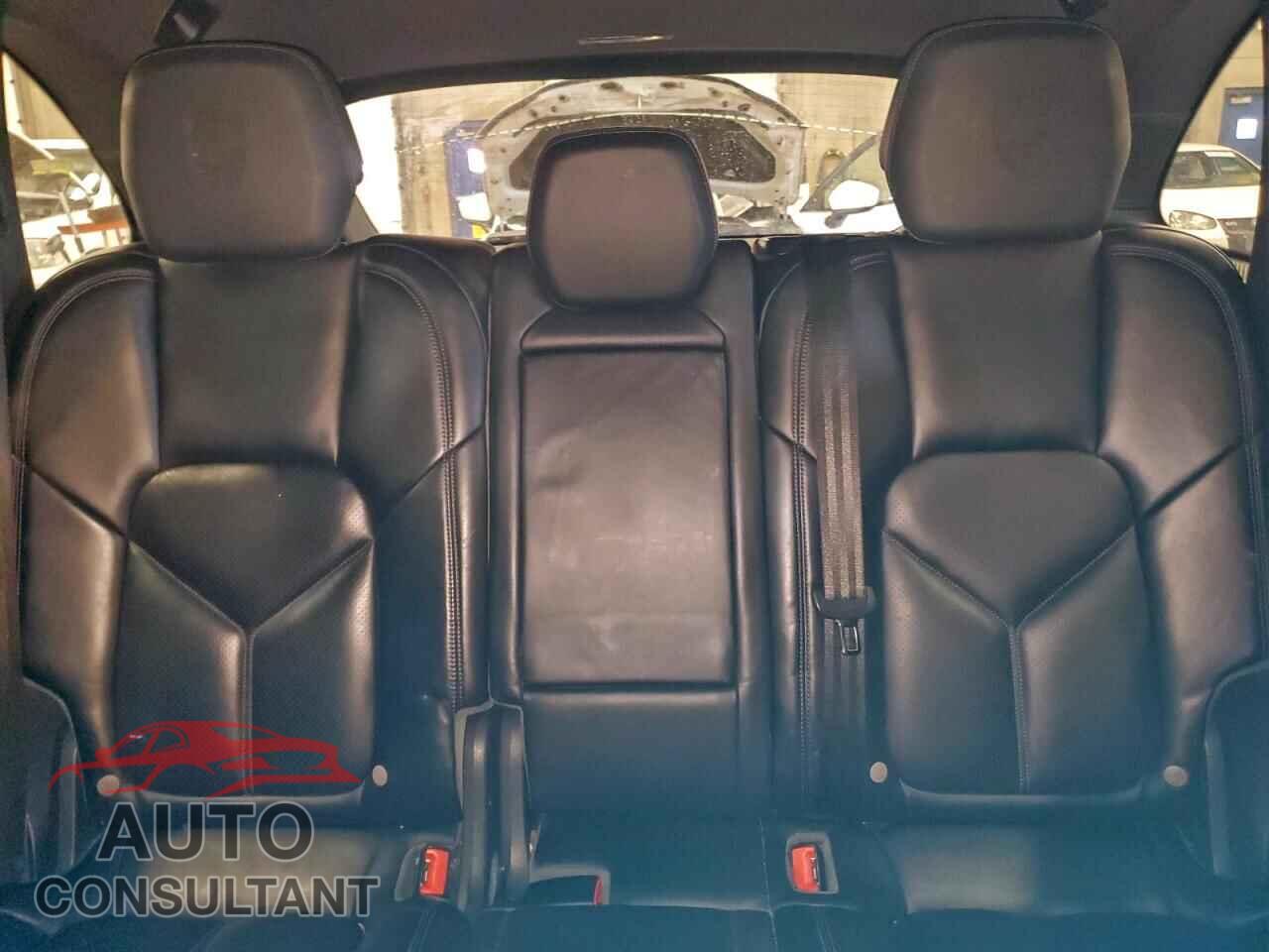 PORSCHE CAYENNE 2017 - WP1AA2A26HKA80738