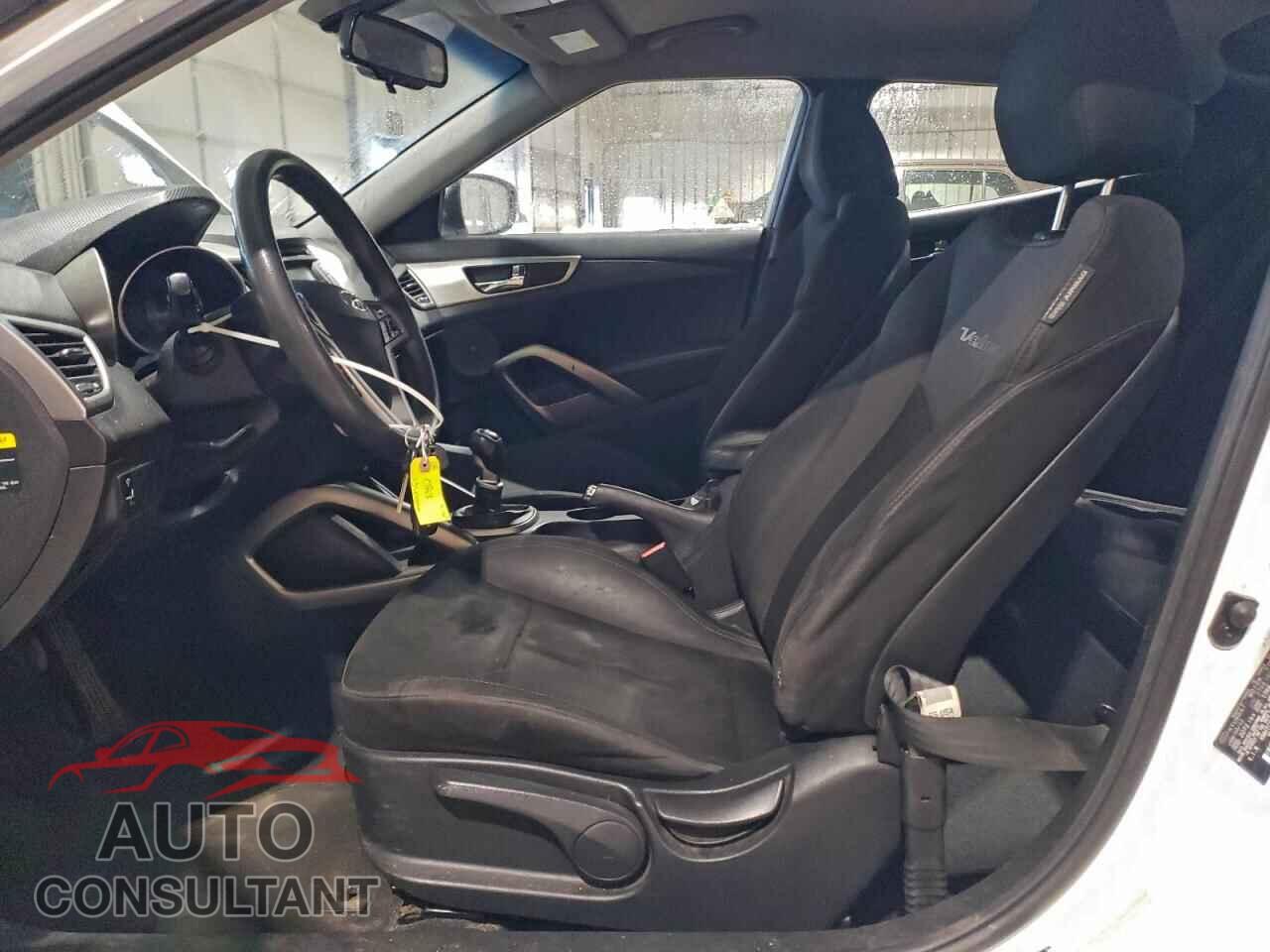 HYUNDAI VELOSTER 2013 - KMHTC6AD8DU134418