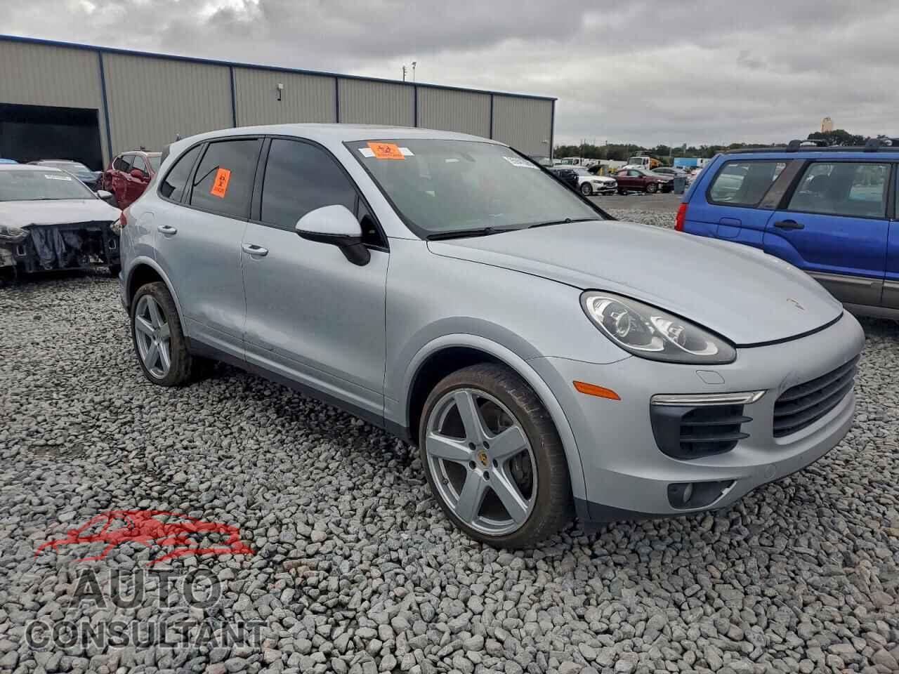 PORSCHE CAYENNE 2017 - WP1AA2A26HKA85633