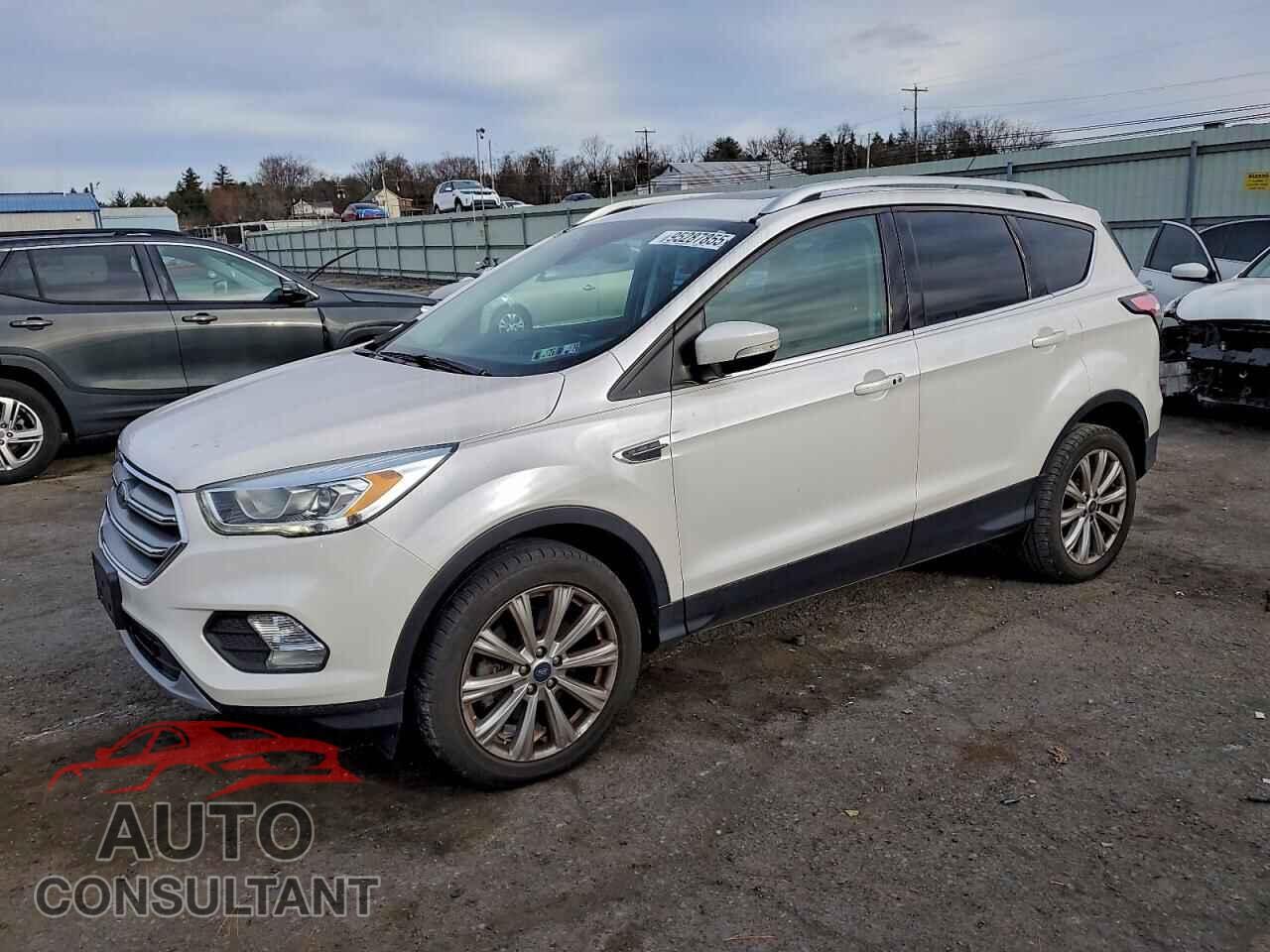 FORD ESCAPE 2017 - 1FMCU9JD0HUD03545