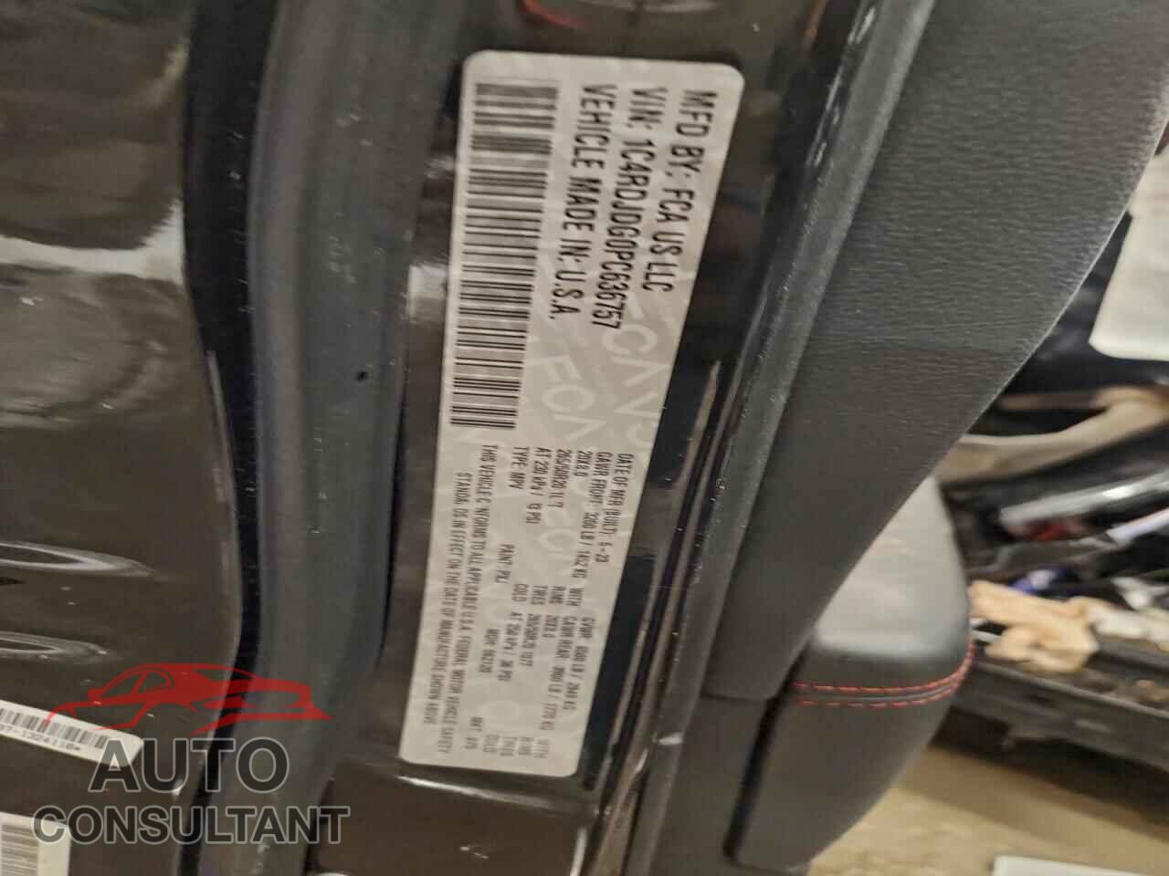 DODGE DURANGO 2023 - 1C4RDJDG0PC636757