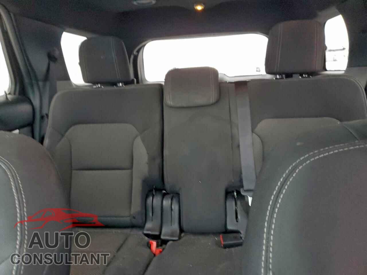 FORD EXPLORER 2017 - 1FM5K8D83HGC50846