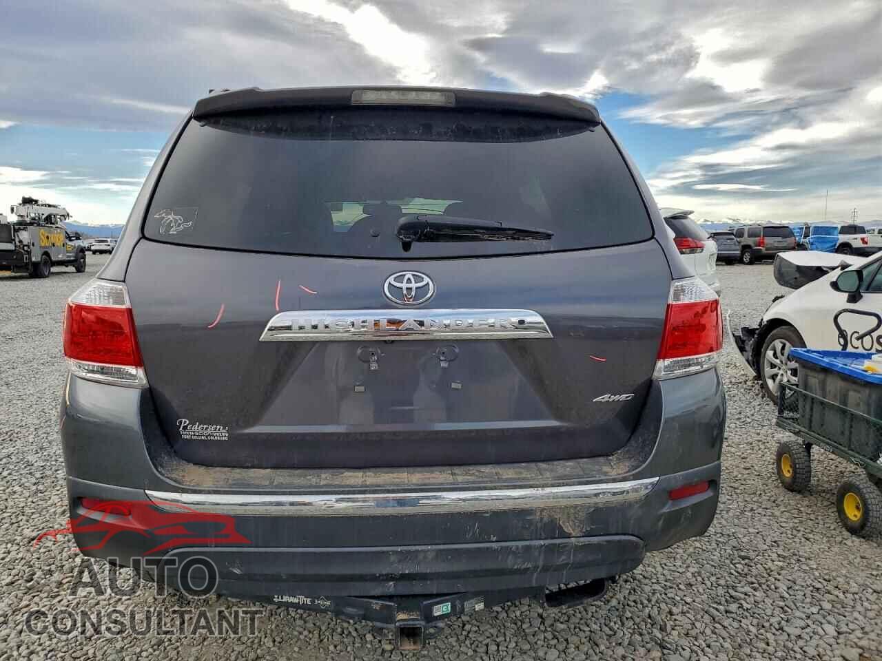 TOYOTA HIGHLANDER 2013 - 5TDBK3EH5DS179061
