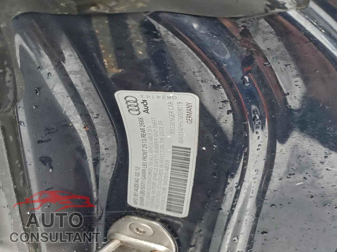 AUDI A5 2012 - WAULFAFH5CN009019