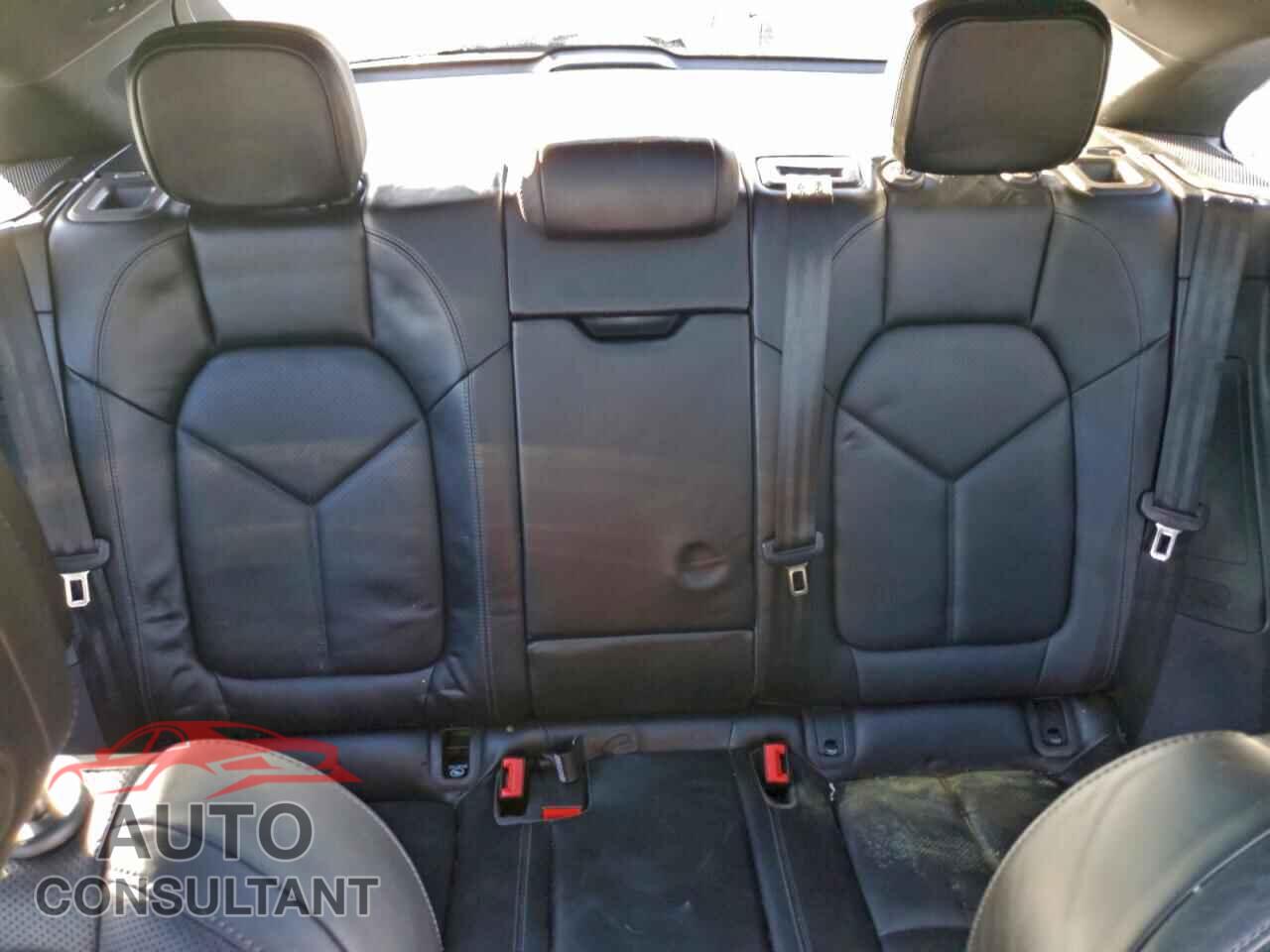 PORSCHE MACAN 2018 - WP1AA2A52JLB25653