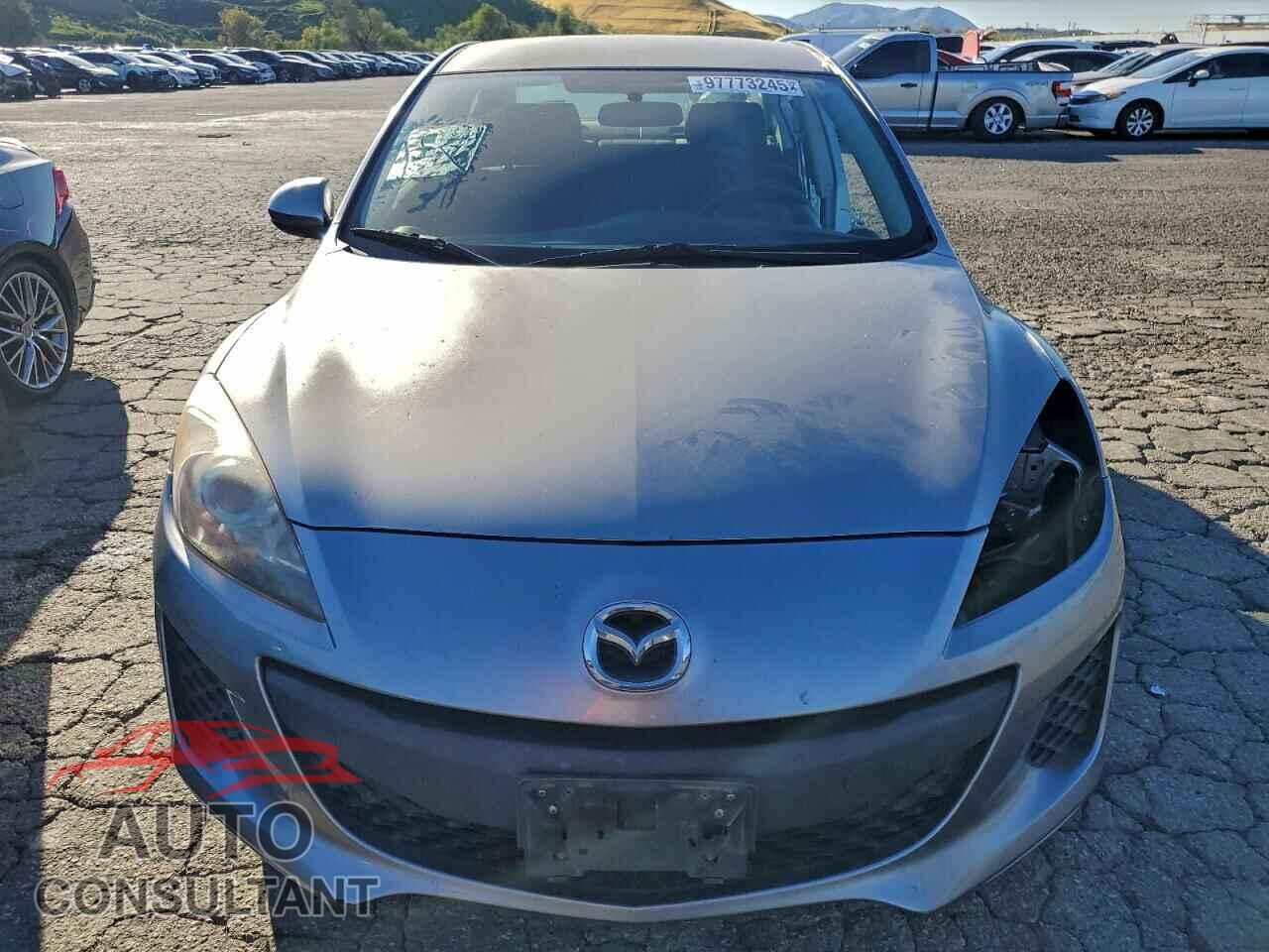 MAZDA 3 2013 - JM1BL1U76D1712414