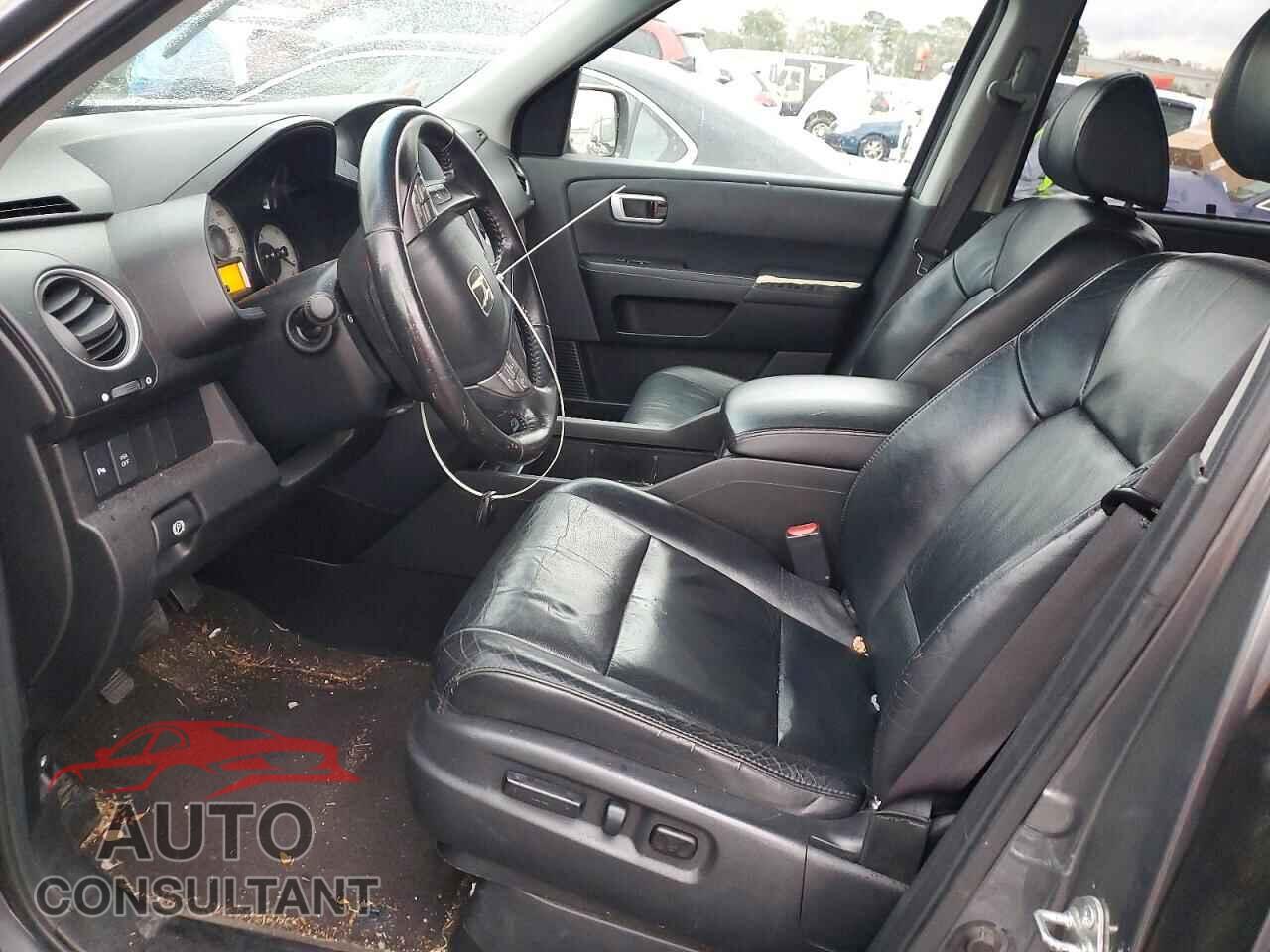 HONDA PILOT 2010 - 5FNYF4H93AB021908