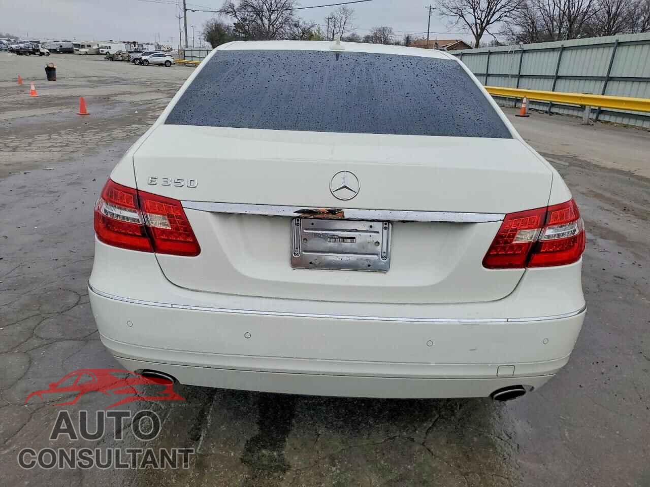 MERCEDES-BENZ E-CLASS 2012 - WDDHF5KB8CA624470