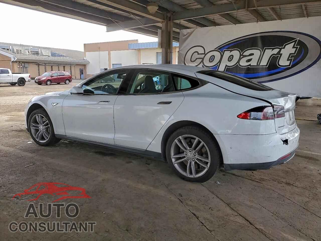TESLA MODEL S 2014 - 5YJSA1H17EFP51968