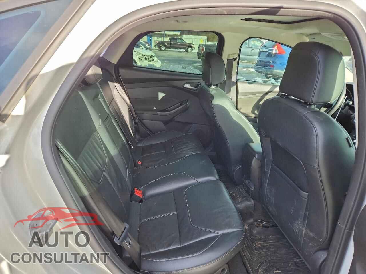 FORD FOCUS 2016 - 1FADP3J22GL247968
