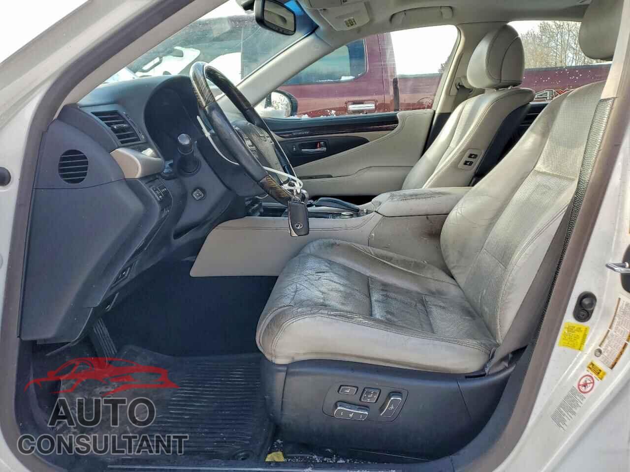 LEXUS LS460 2014 - JTHBL5EF5E5125885