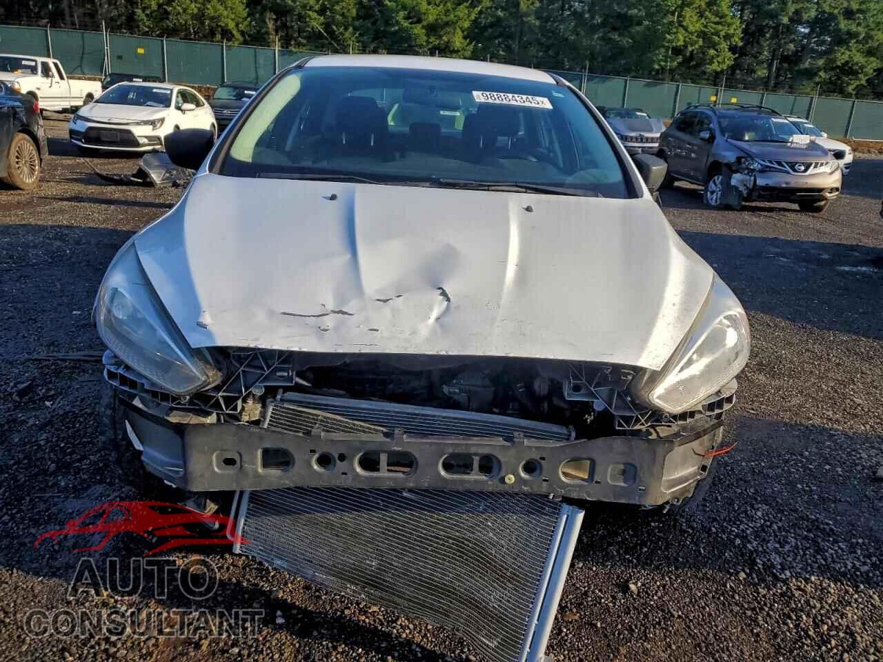 FORD FOCUS 2017 - 1FADP3E29HL325514