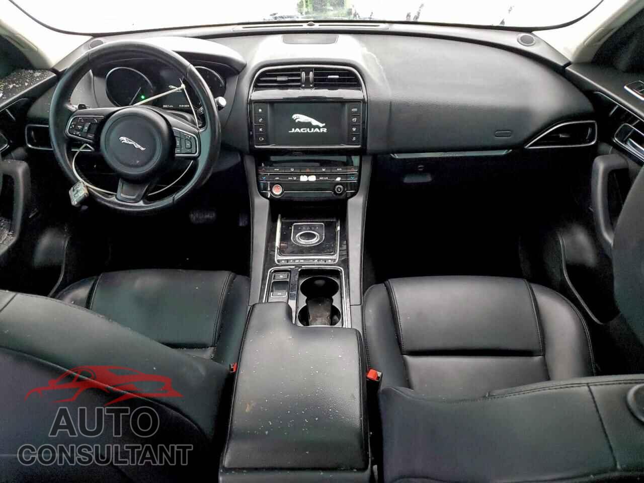 JAGUAR F-PACE 2018 - SADCJ2FX6JA292117