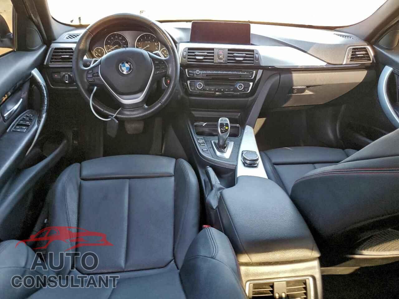 BMW 3 SERIES 2016 - WBA8E9G55GNT45884