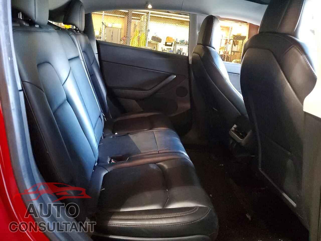 TESLA MODEL Y 2022 - 7SAYGAEE2NF379958