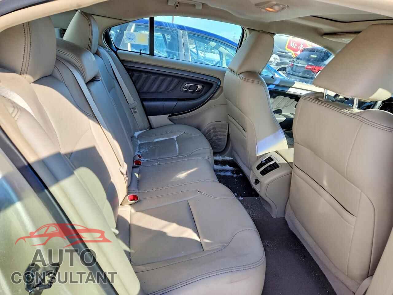 FORD TAURUS 2011 - 1FAHP2EW3BG136968