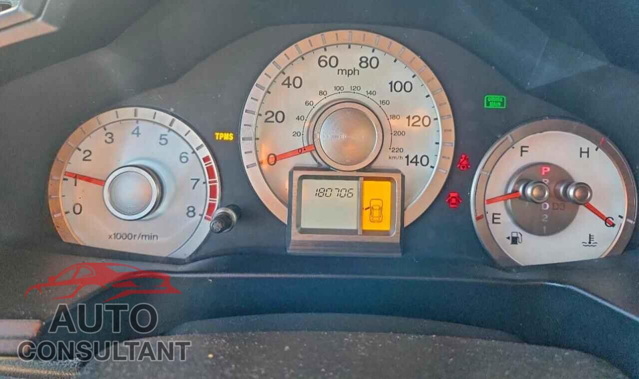HONDA PILOT 2011 - 5FNYF3H21BB005026