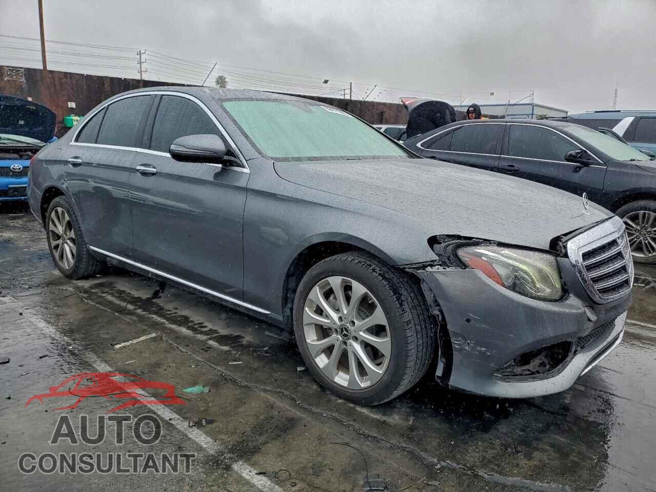 MERCEDES-BENZ E-CLASS 2018 - WDDZF4JB9JA375206