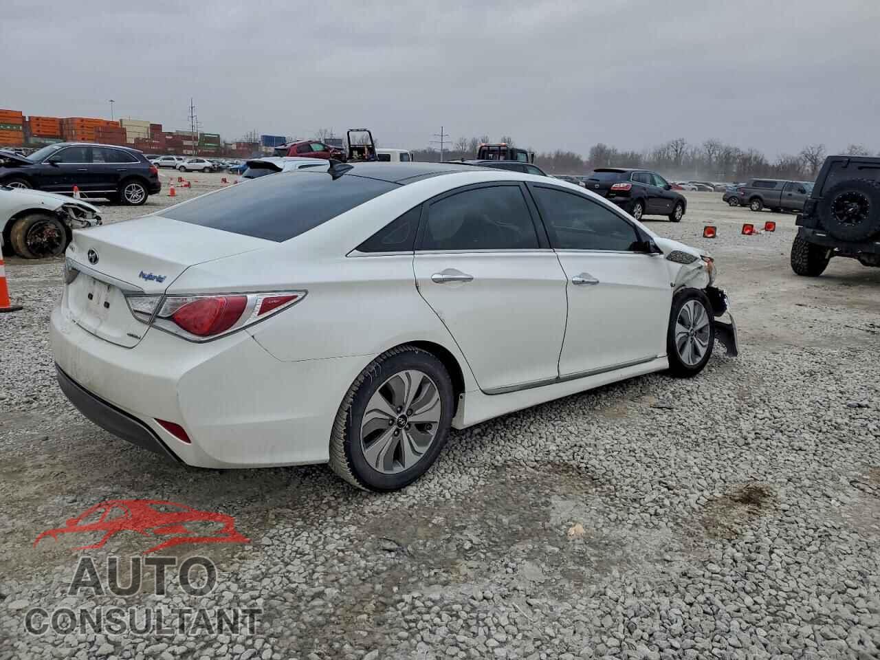 HYUNDAI SONATA 2015 - KMHEC4A44FA125250