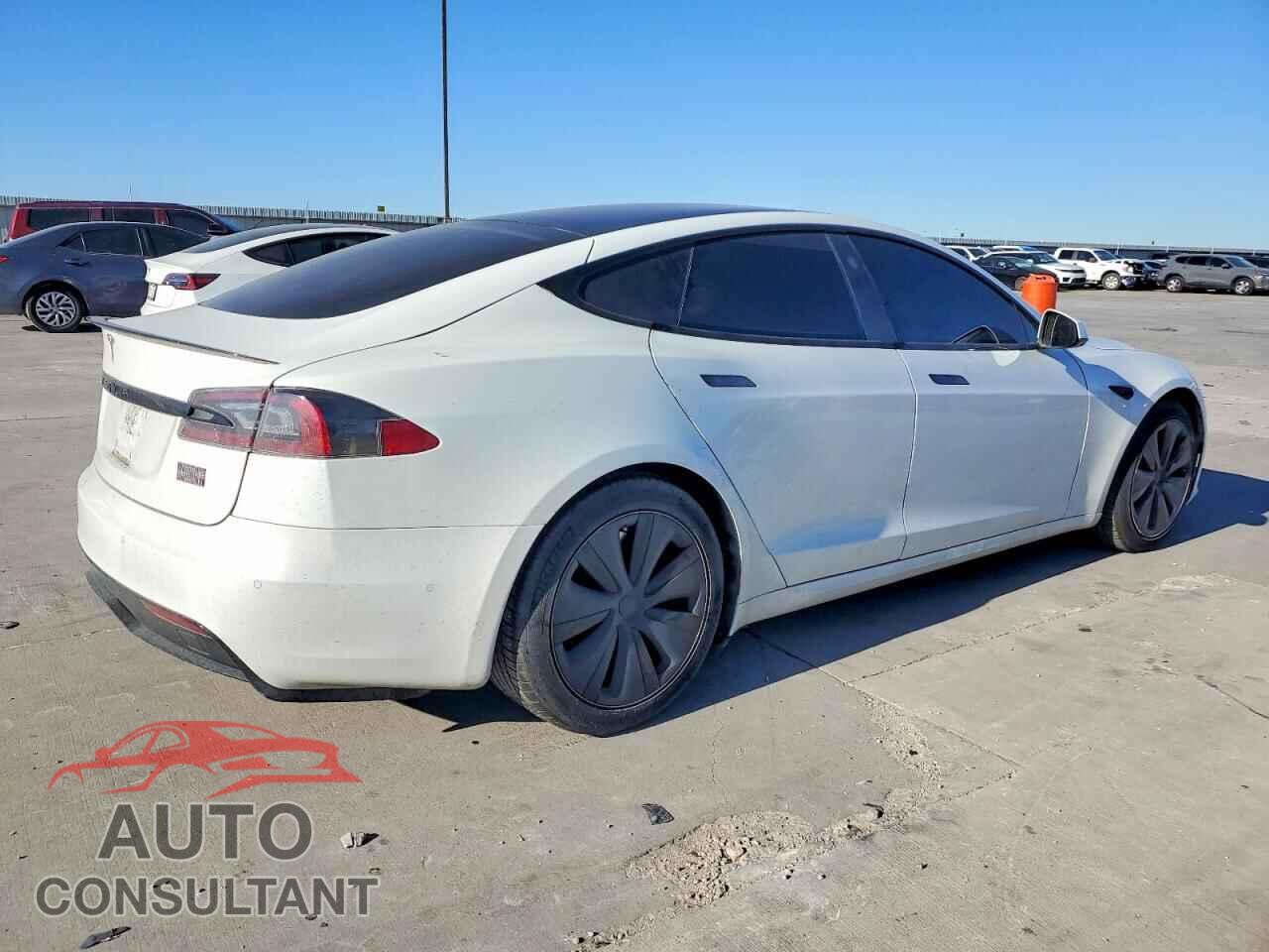 TESLA MODEL S 2022 - 5YJSA1E53NF458852