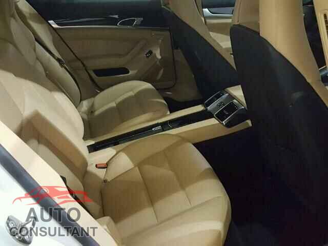 PORSCHE PANAMERA 2015 - WP0AA2A72FL001036