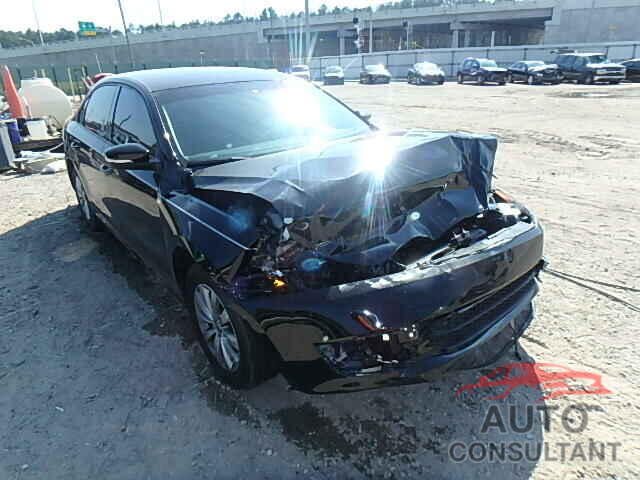 VOLKSWAGEN PASSAT 2015 - 1VWAT7A37FC035880