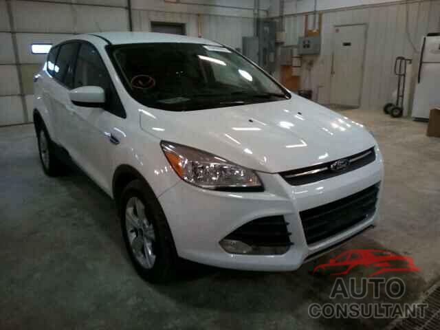 FORD ESCAPE 2015 - 1FMCU0GX4FUB06324