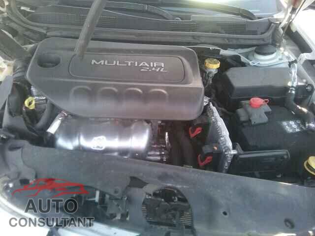 DODGE DART 2015 - 1C3CDFBB1FD266877