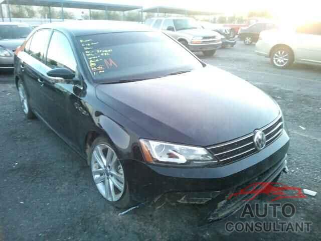 VOLKSWAGEN JETTA 2015 - 3VWLA7AJ3FM414774