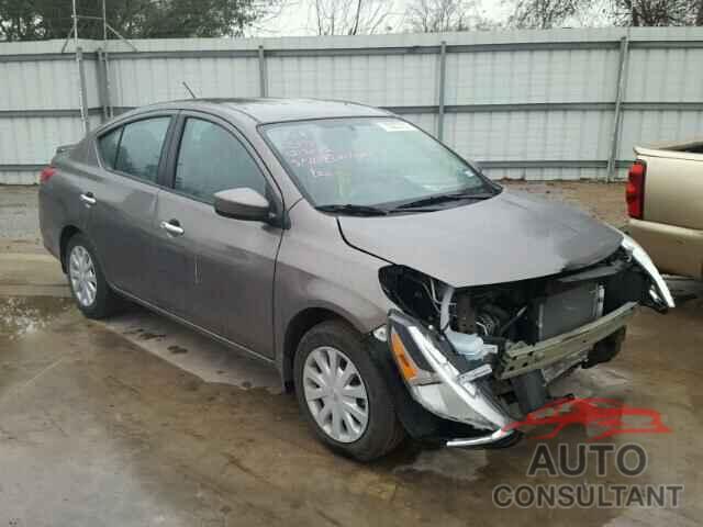 NISSAN VERSA 2015 - 3N1CN7AP9FL949015