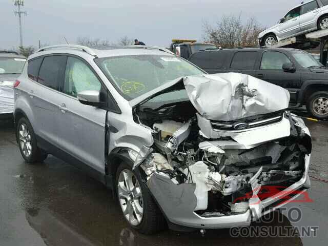 FORD ESCAPE 2015 - 1FMCU9J9XFUB34952