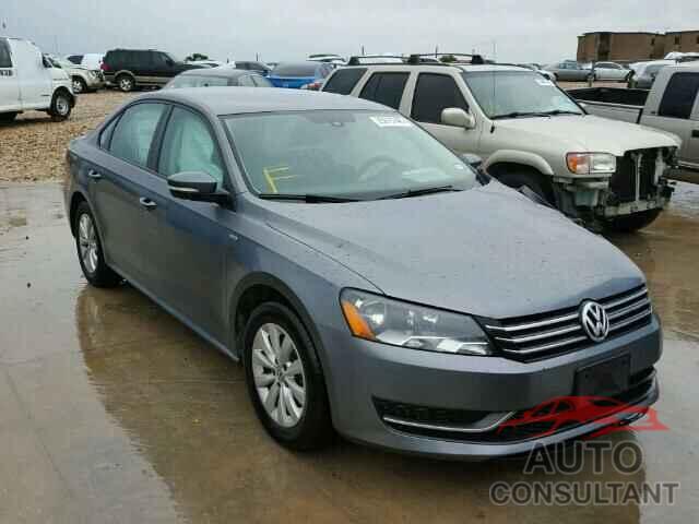 VOLKSWAGEN PASSAT 2015 - 1VWAT7A39FC031930