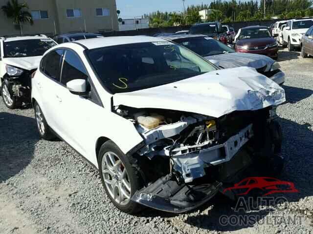 FORD FOCUS 2015 - 1FADP3K26FL354325