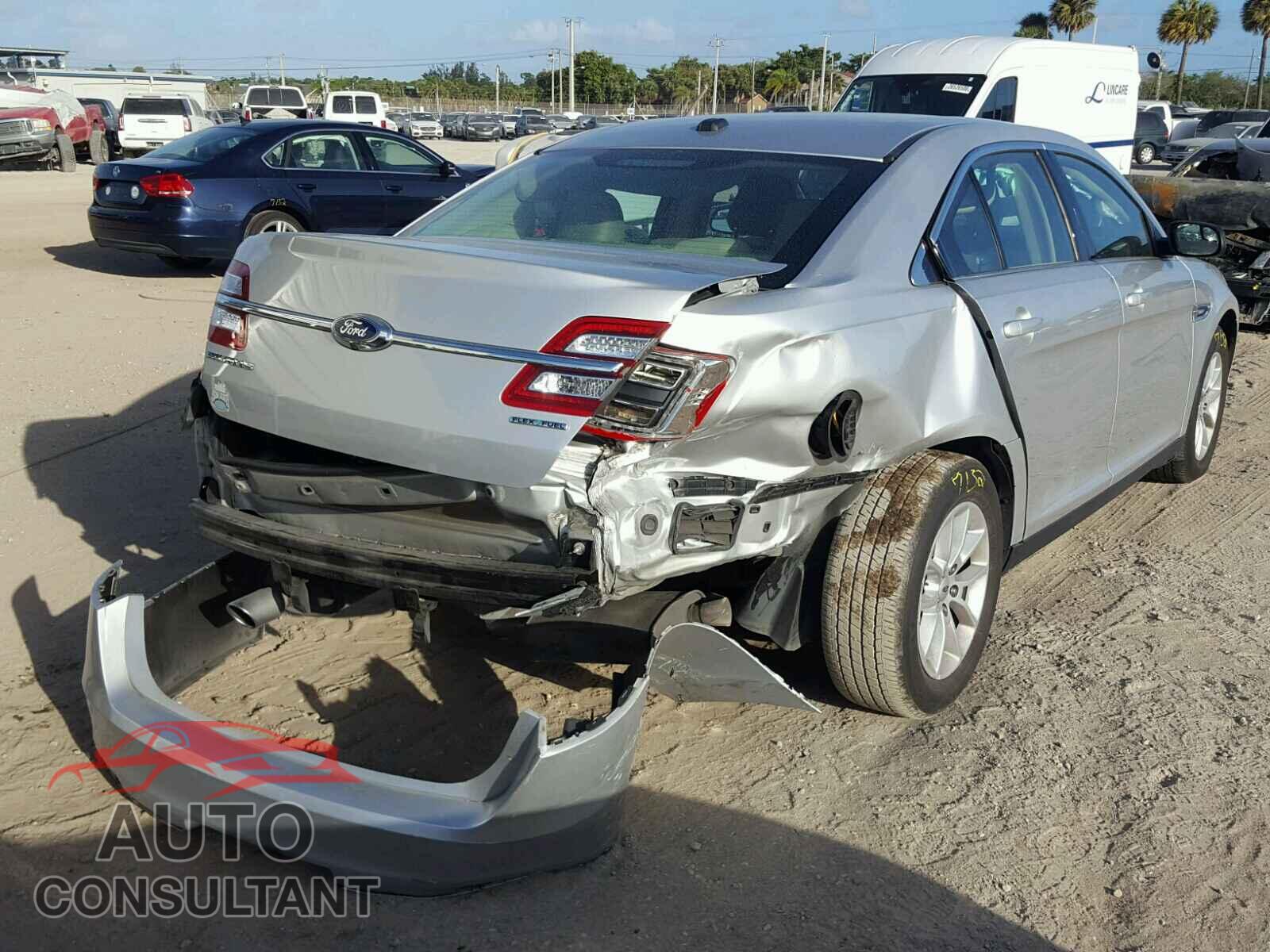 FORD TAURUS 2015 - 1FAHP2D81FG122169