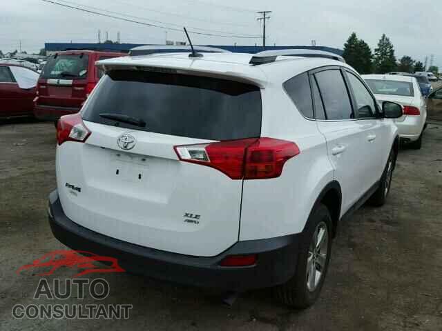 TOYOTA RAV4 2015 - JTMRFREV3FD169607