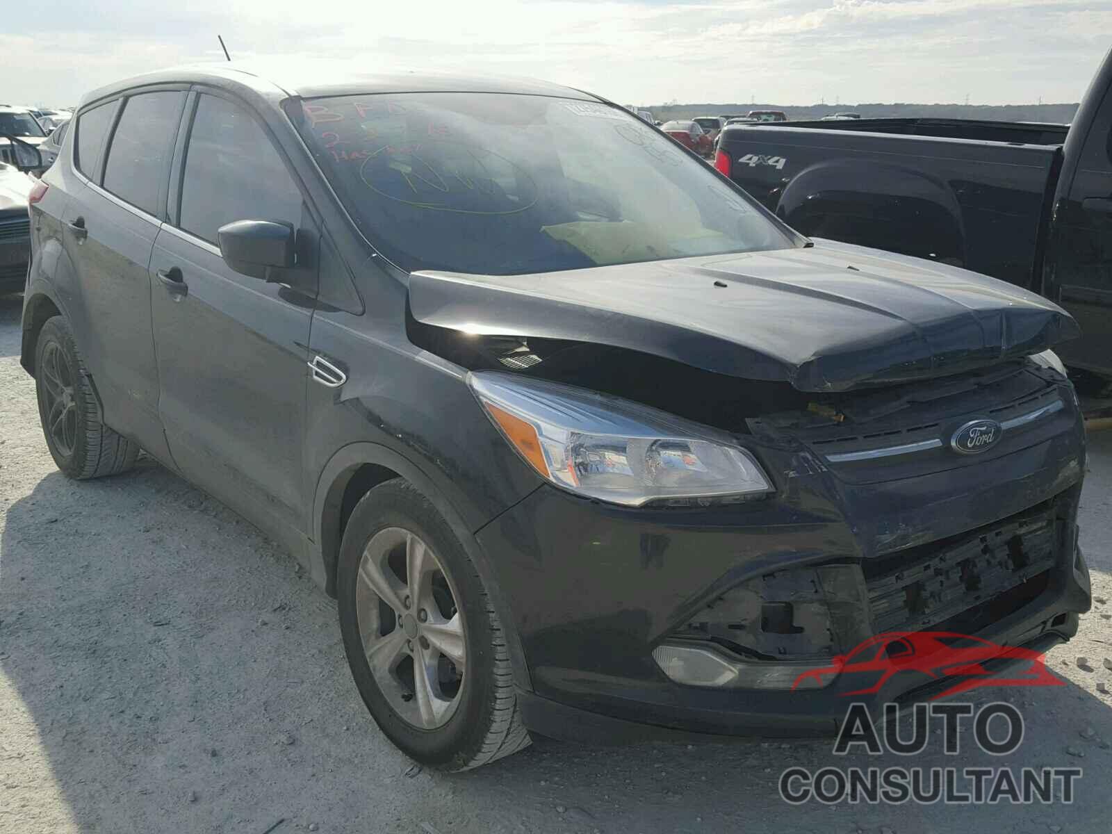 FORD ESCAPE 2015 - 1FMCU0G75FUC42557
