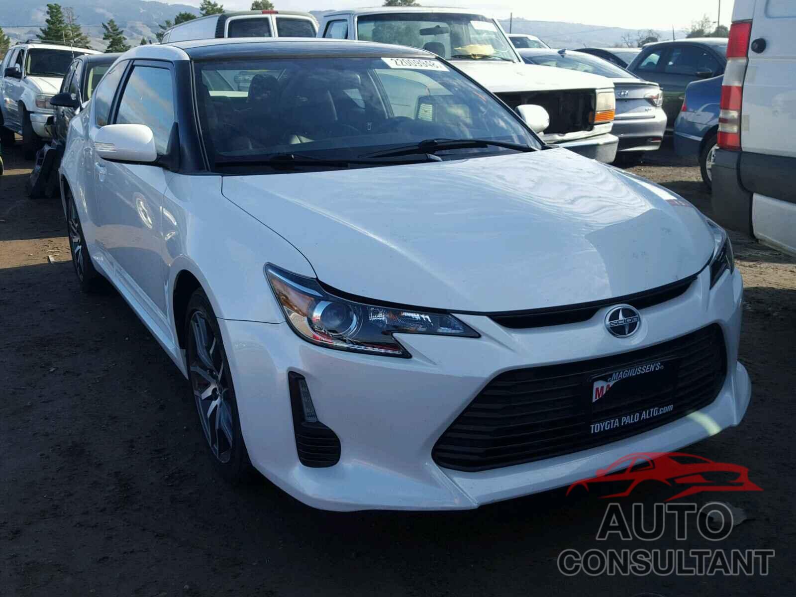 TOYOTA SCION 2015 - JTKJF5C7XFJ011222