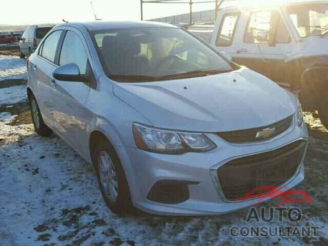 CHEVROLET SONIC 2017 - 1G1JD5SH5H4108121