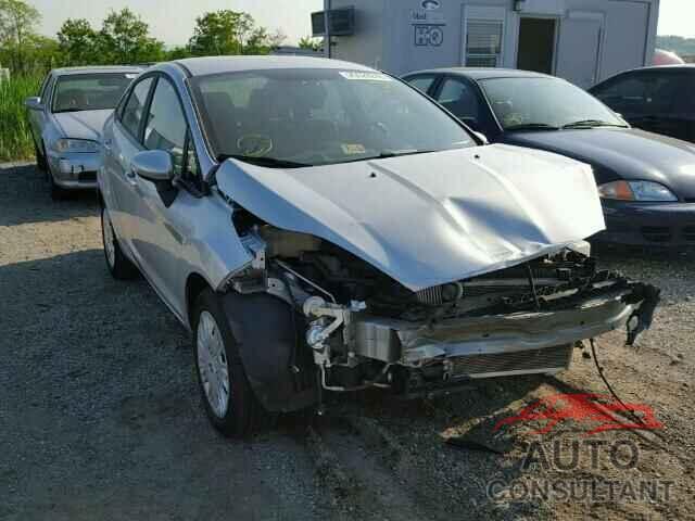 FORD FIESTA 2015 - 3FADP4BE5FM181444