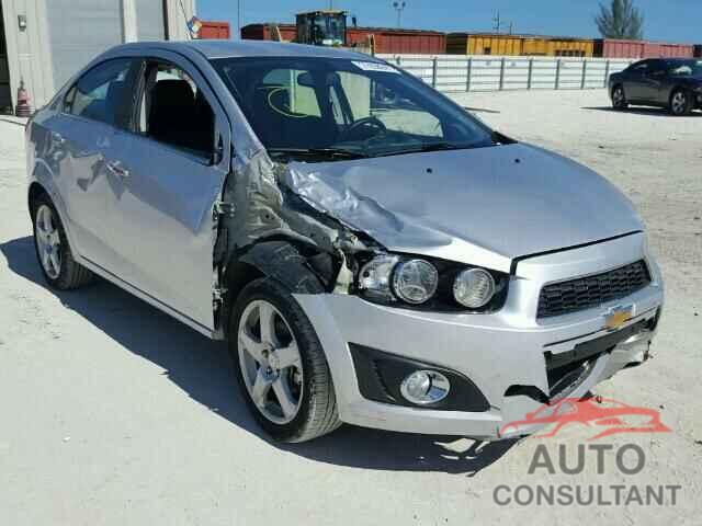 CHEVROLET SONIC 2016 - 1G1JE5SB9G4154221