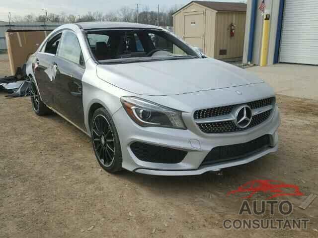 MERCEDES-BENZ CLA 250 2015 - WDDSJ4GB8FN189924