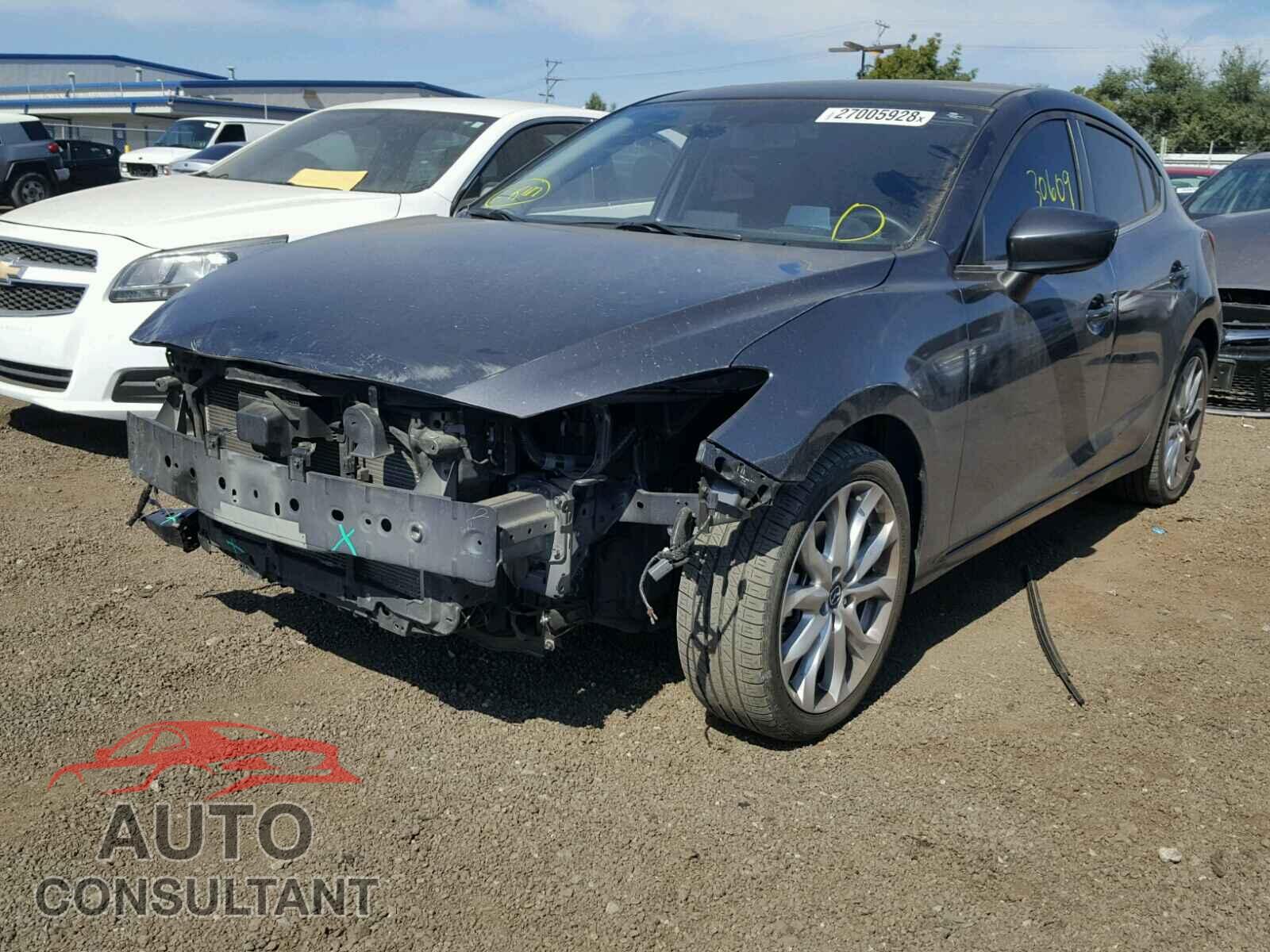 MAZDA 3 2016 - JM1BM1M32G1346174