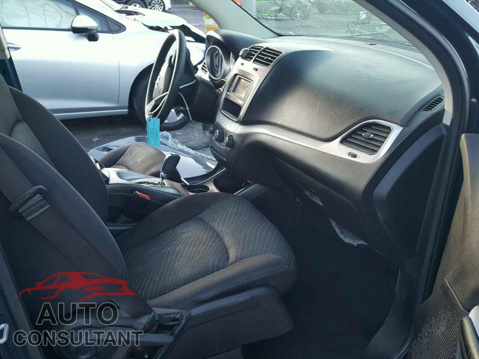 DODGE JOURNEY 2015 - 3C4PDCAB3FT592395