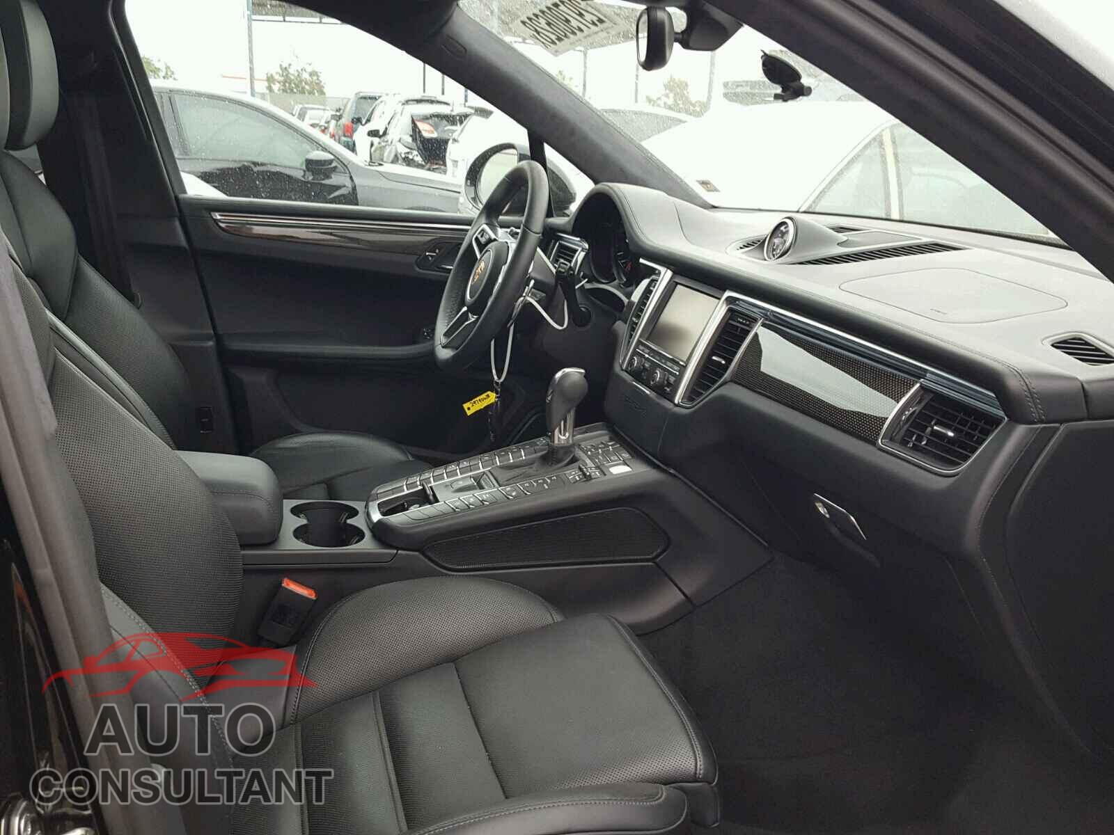 PORSCHE MACAN 2015 - WP1AF2A51FLB47409