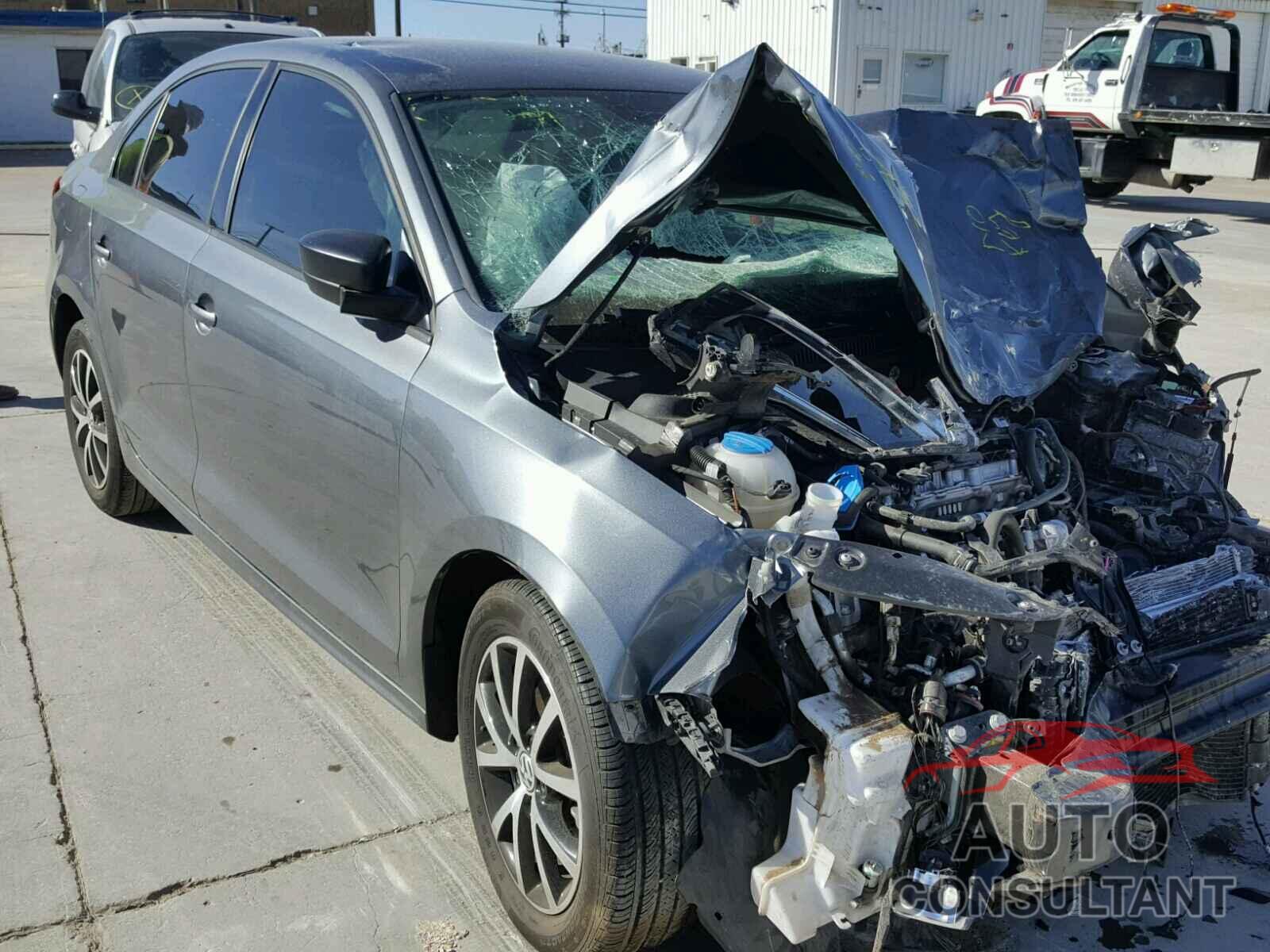 VOLKSWAGEN JETTA 2015 - 3VWD17AJ8FM203848