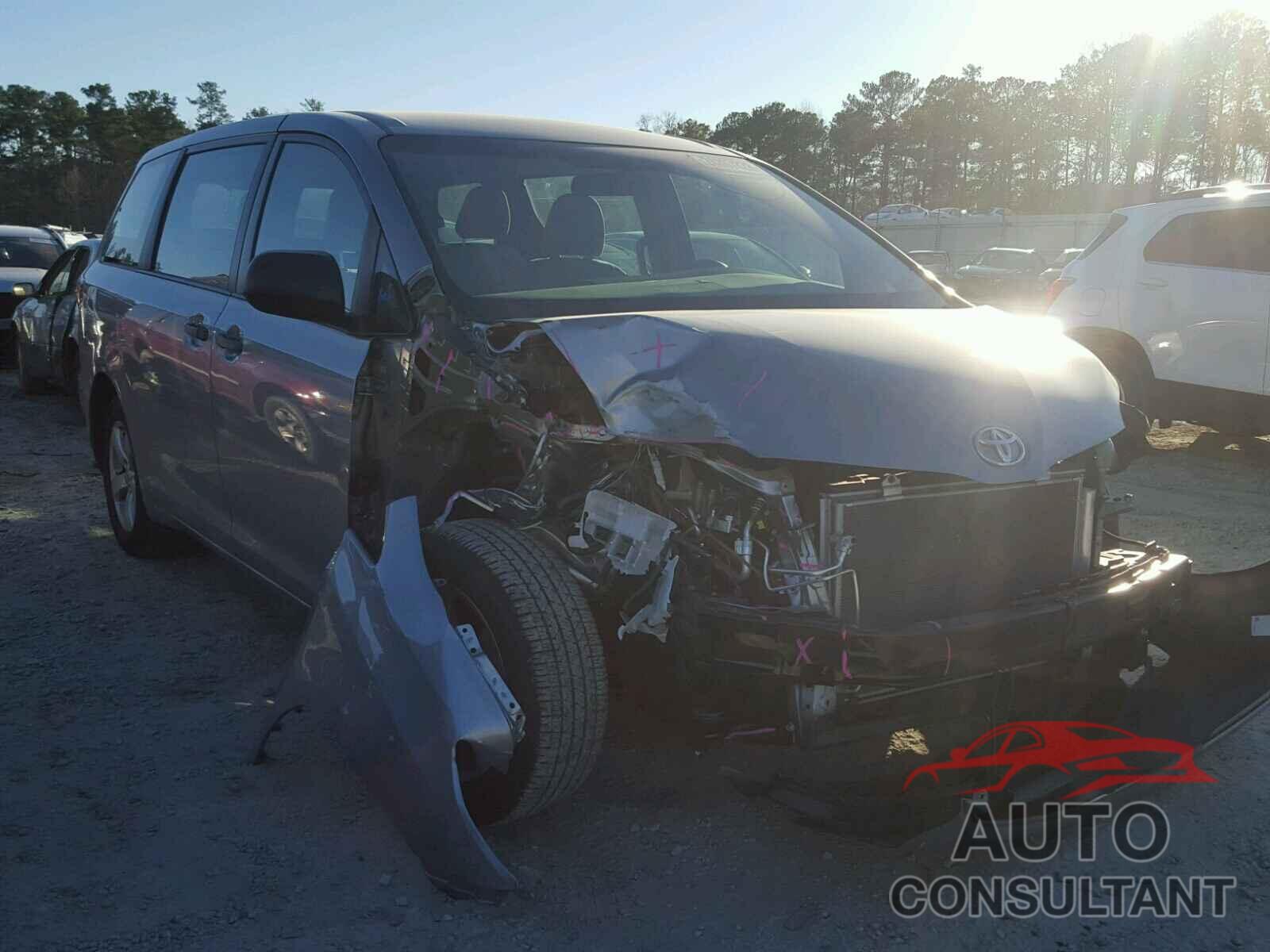 TOYOTA SIENNA 2017 - 5TDZZ3DC7HS821625