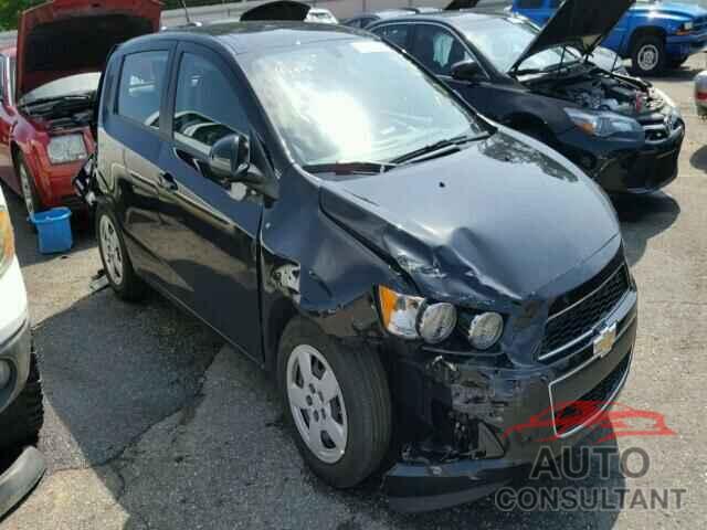 CHEVROLET SONIC 2016 - 1G1JA6SH6G4124681