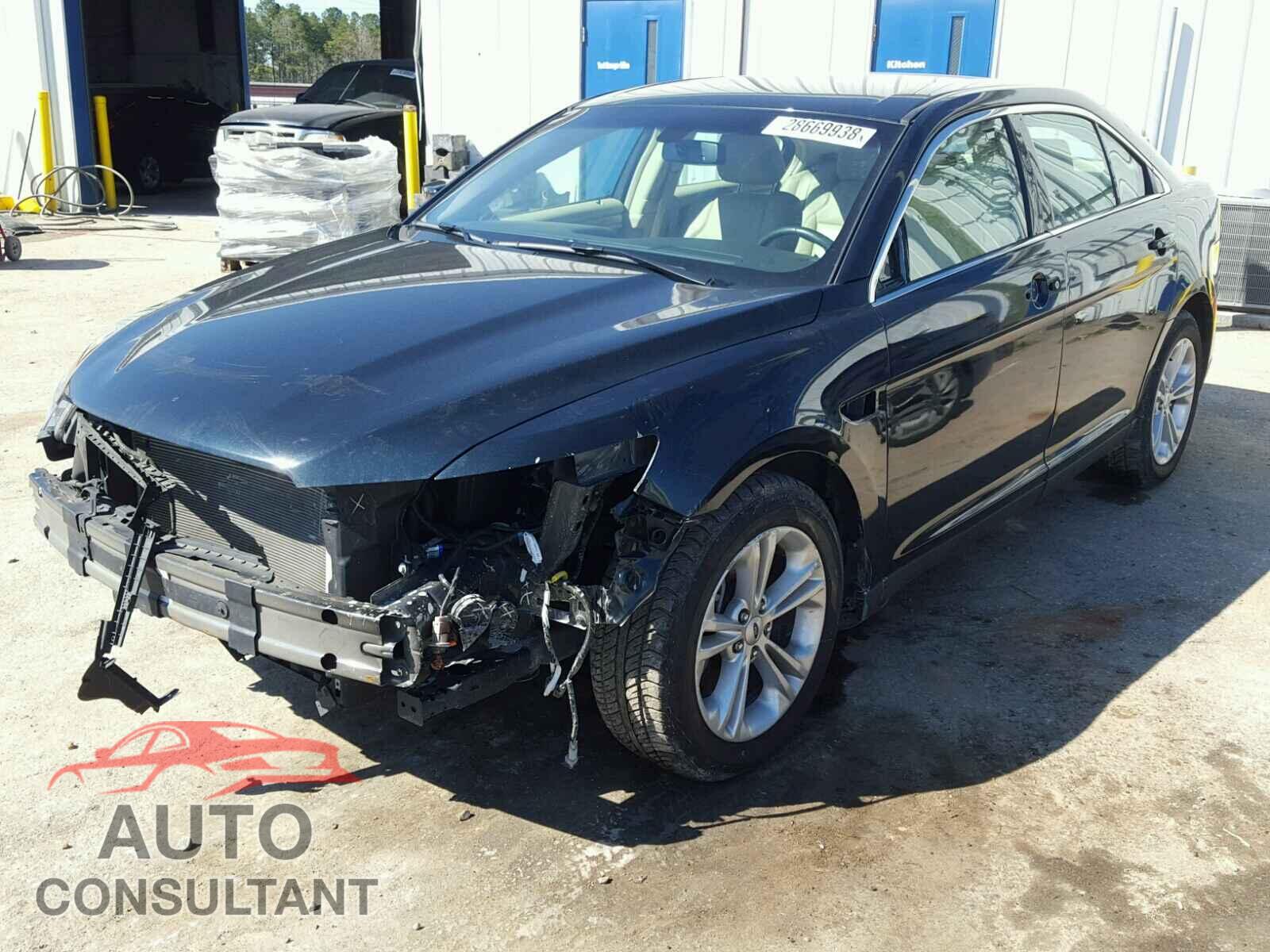 FORD TAURUS 2015 - 1FAHP2E89FG120975